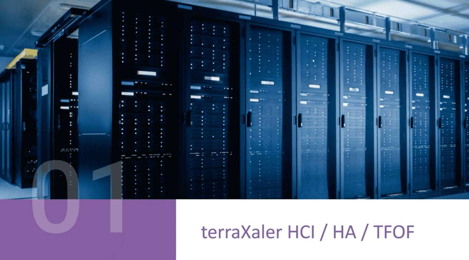 Reihe von Server-Racks in einem Rechenzentrum mit blauer Beleuchtung, darunter Text „01 terraXaler HCI / HA / TFOF“, symbolisiert Datacenter Solutions und IT-Systemhaus-Kompetenz der dierckgroup.