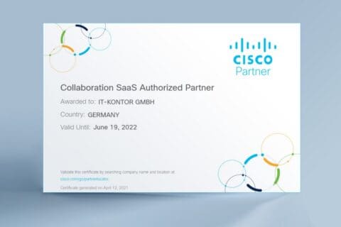 Zertifikat der Cisco Partner-Programme mit dem Titel „Collaboration SaaS Authorized Partner“, ausgestellt für IT-KONTOR GMBH in Deutschland, gültig bis 19. Juni 2022, auf hellem Hintergrund mit farbigen Kreisen und Cisco-Logo.